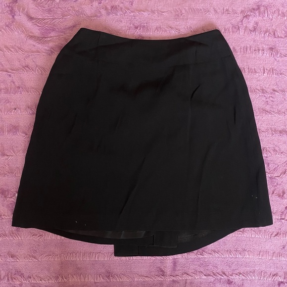 Vintage 90s Caché Wrap Square Buckle Mini Skirt in Black - Picture 5 of 13